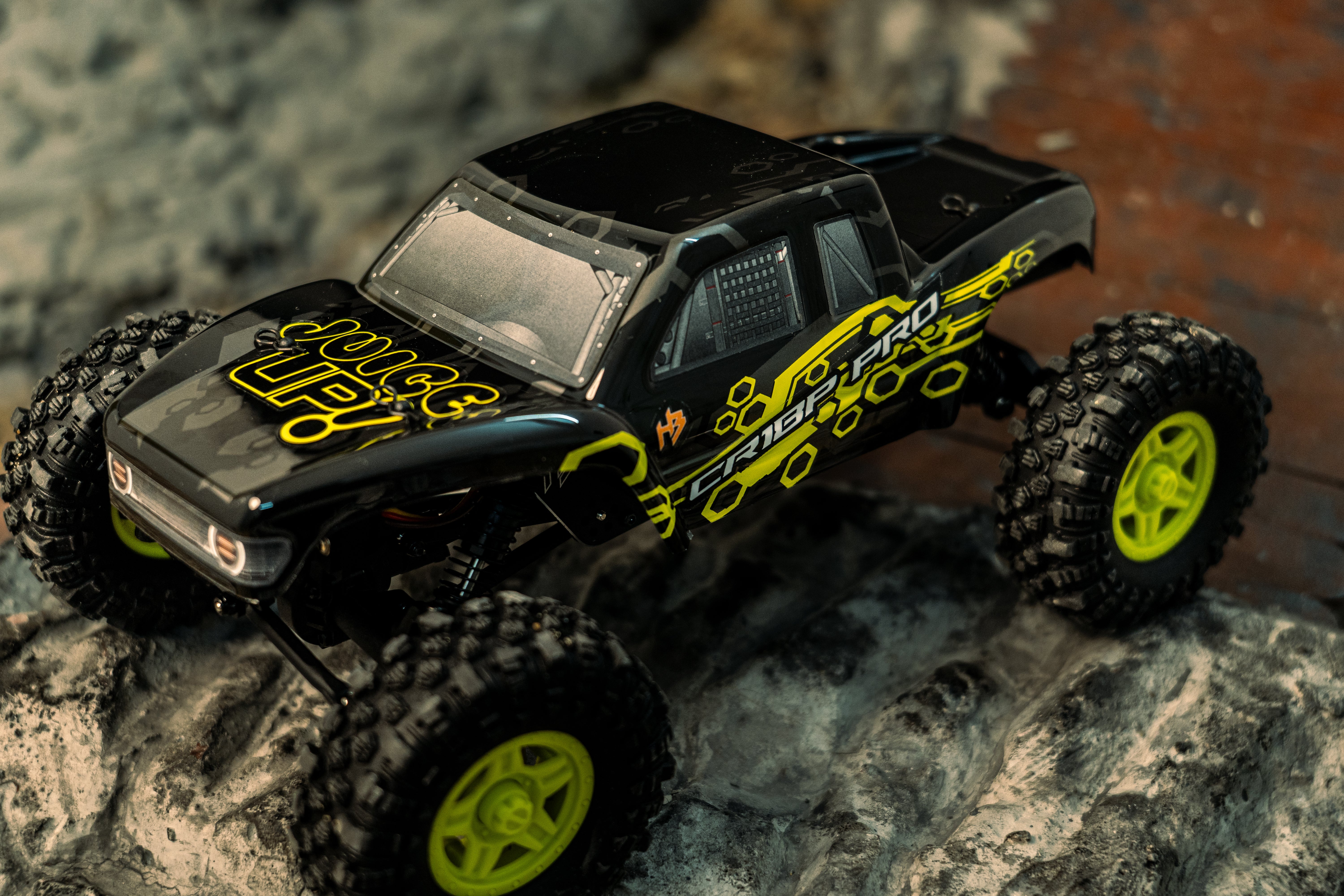 ***OPENBOX*** Hobby Plus 1/18 CR 18P PRO Brushless Juice Up 4X4 RTR Rock Crawler - Yellow